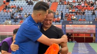 开云-好久不见，泰山队史首位外援巴力斯塔观战京鲁大战并激动落泪