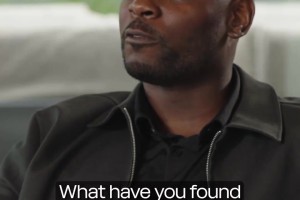 开云APP-穆勒盛赞梅西为足坛最佳，认可C罗杰出但称梅西更显优雅