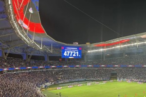 今晚申花主场47721人，上座人数在本赛季仅次第20轮上海德比