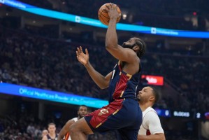 开云-斯特鲁斯29+8哈登17+14 骑士149-128复仇热火