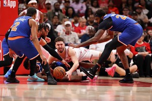 开云下载-打法精炼了许多！火箭内线核心最近一段时间的状态真是相当不错？