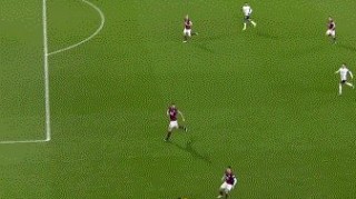 开云下载-【英超】斯特林+热苏斯破门 曼城客场2比0夺13连胜